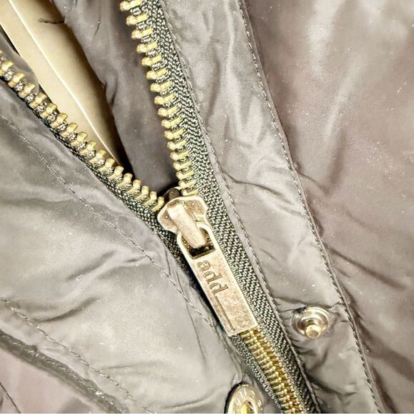 Add Down Black Puffer Jacket with Hood and Quilted Design - Picture 4 of 6